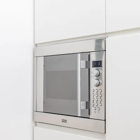 Terrazza Di Lusso In Porta Venezia, 1bdr Con Ac ميلان